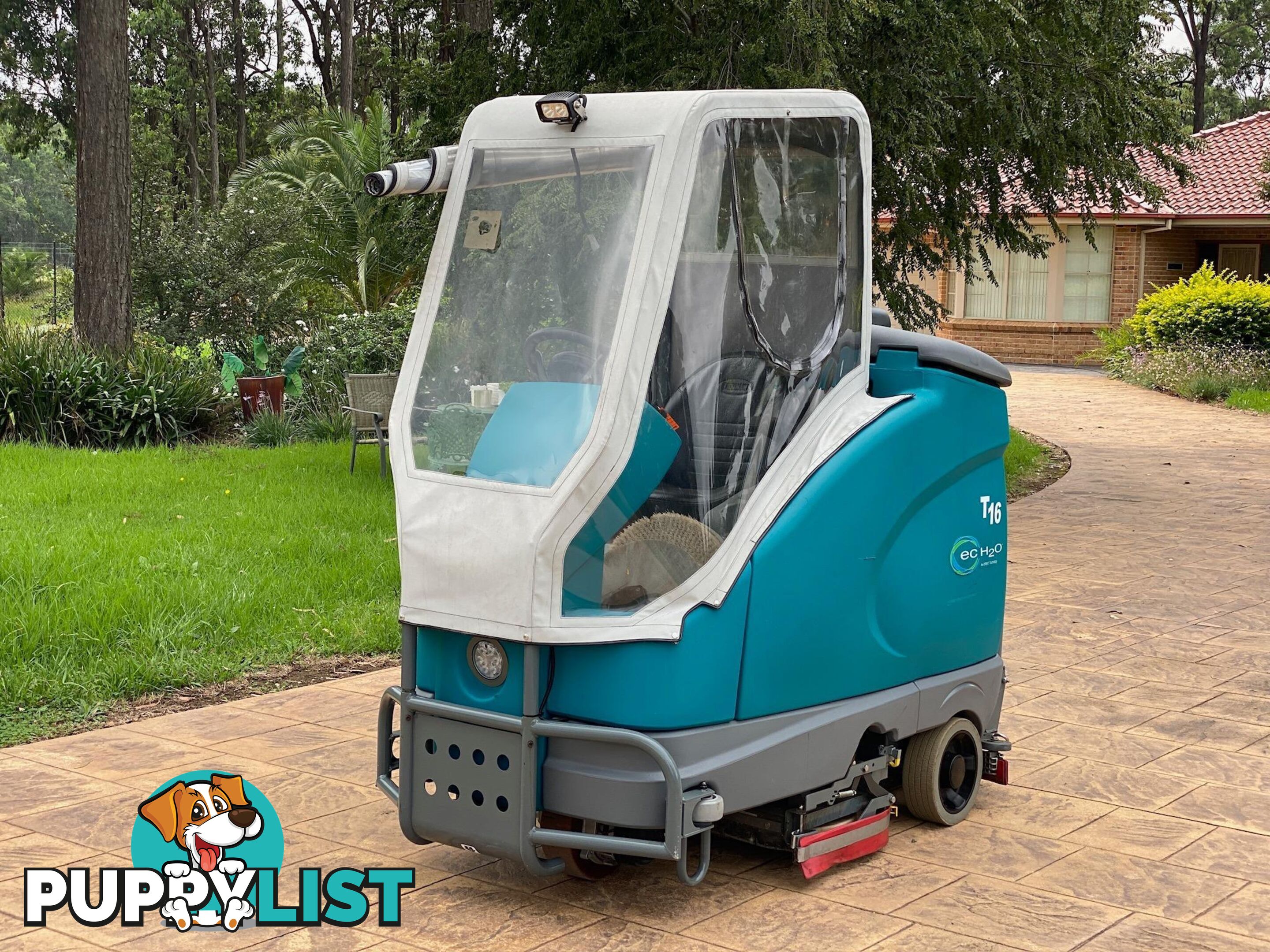 Tennant T16 Sweeper Sweeping/Cleaning