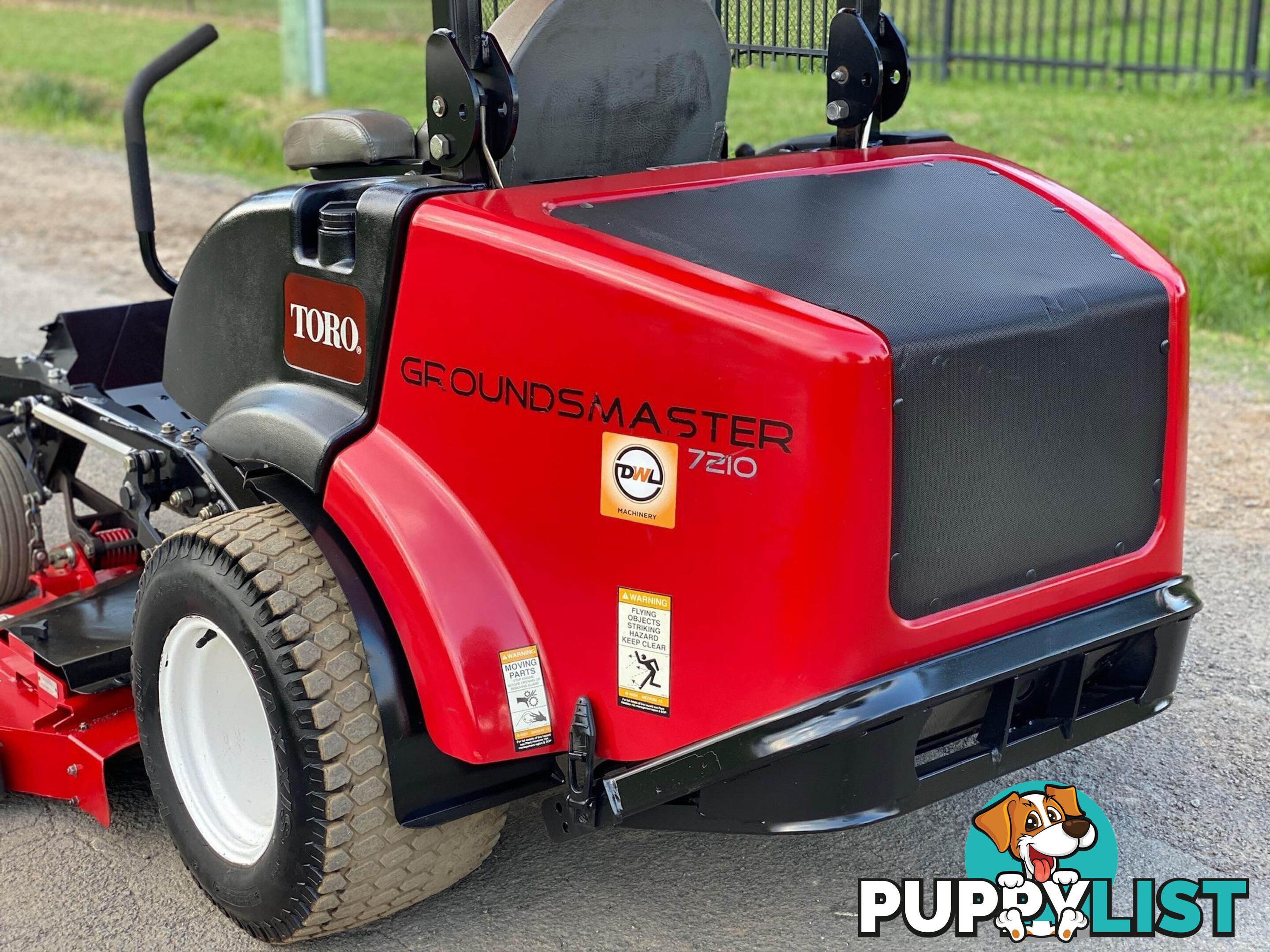 Toro Groundsmaster 7210 Zero Turn Lawn Equipment