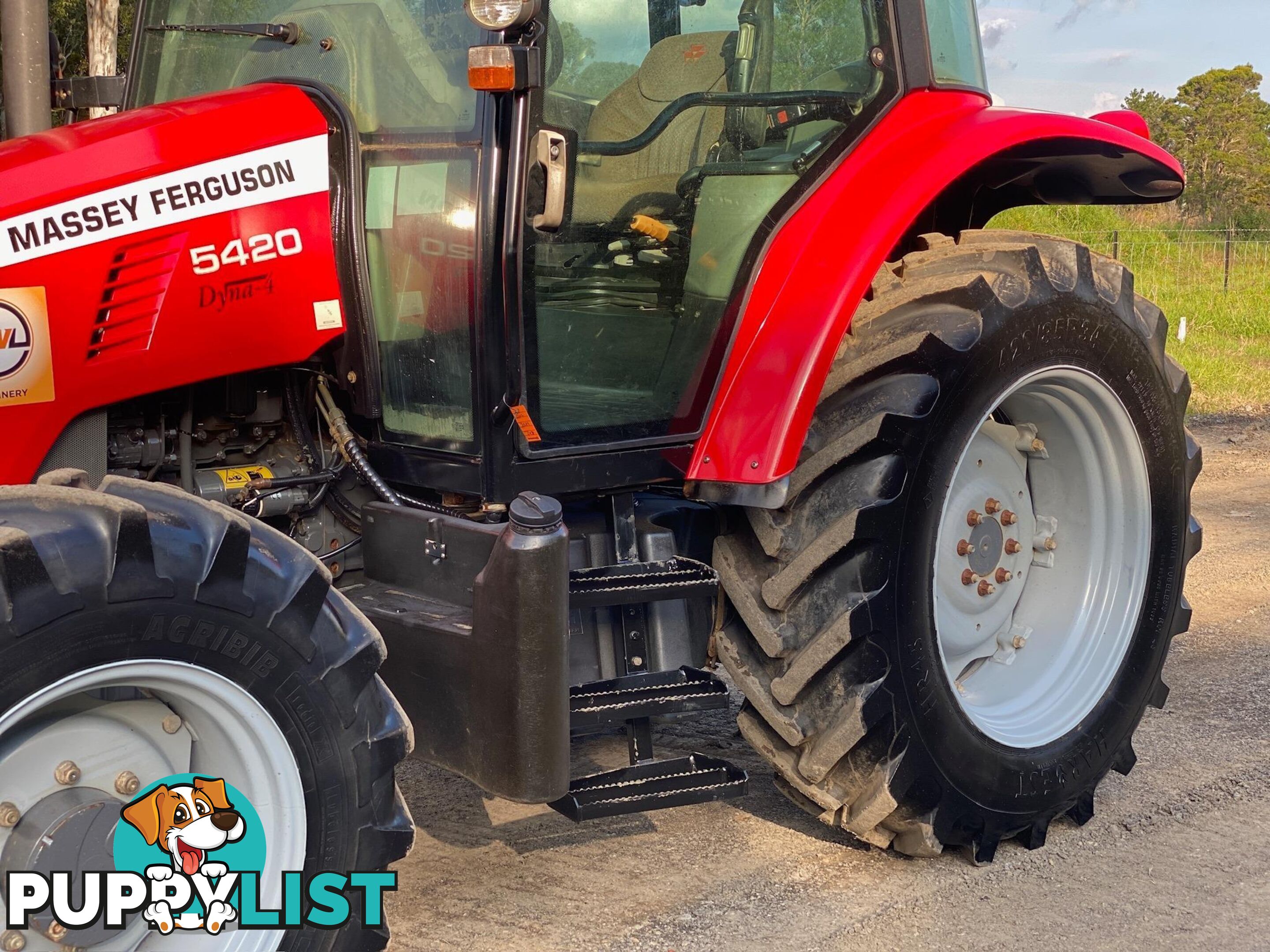 Massey Ferguson 5420 FWA/4WD Tractor