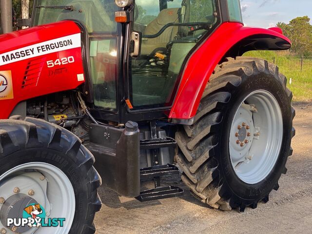 Massey Ferguson 5420 FWA/4WD Tractor