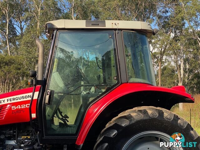 Massey Ferguson 5420 FWA/4WD Tractor