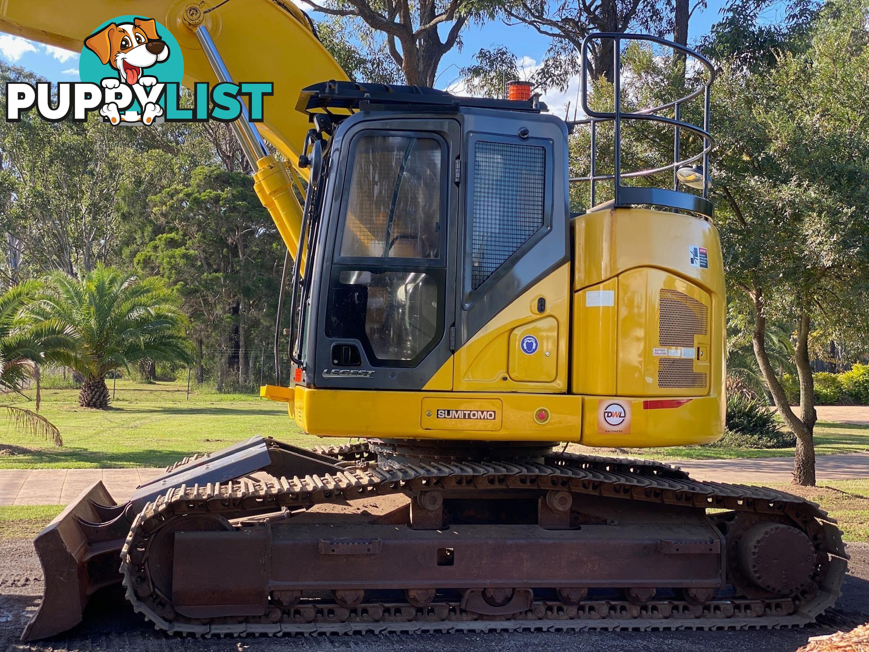 Sumitomo SH235 Tracked-Excav Excavator