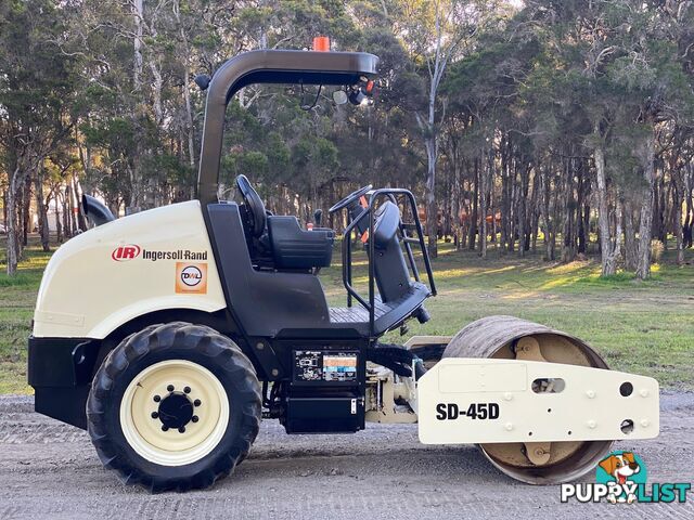 Ingersoll-Rand SD45 Vibrating Roller Roller/Compacting