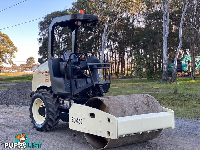 Ingersoll-Rand SD45 Vibrating Roller Roller/Compacting