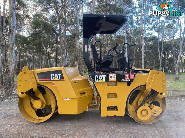 Caterpillar CB434D Vibrating Roller Roller/Compacting