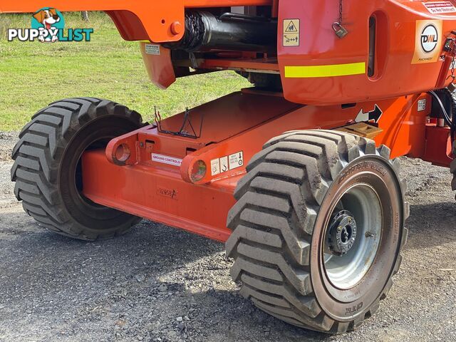 JLG 450AJ Boom Lift Access &amp; Height Safety