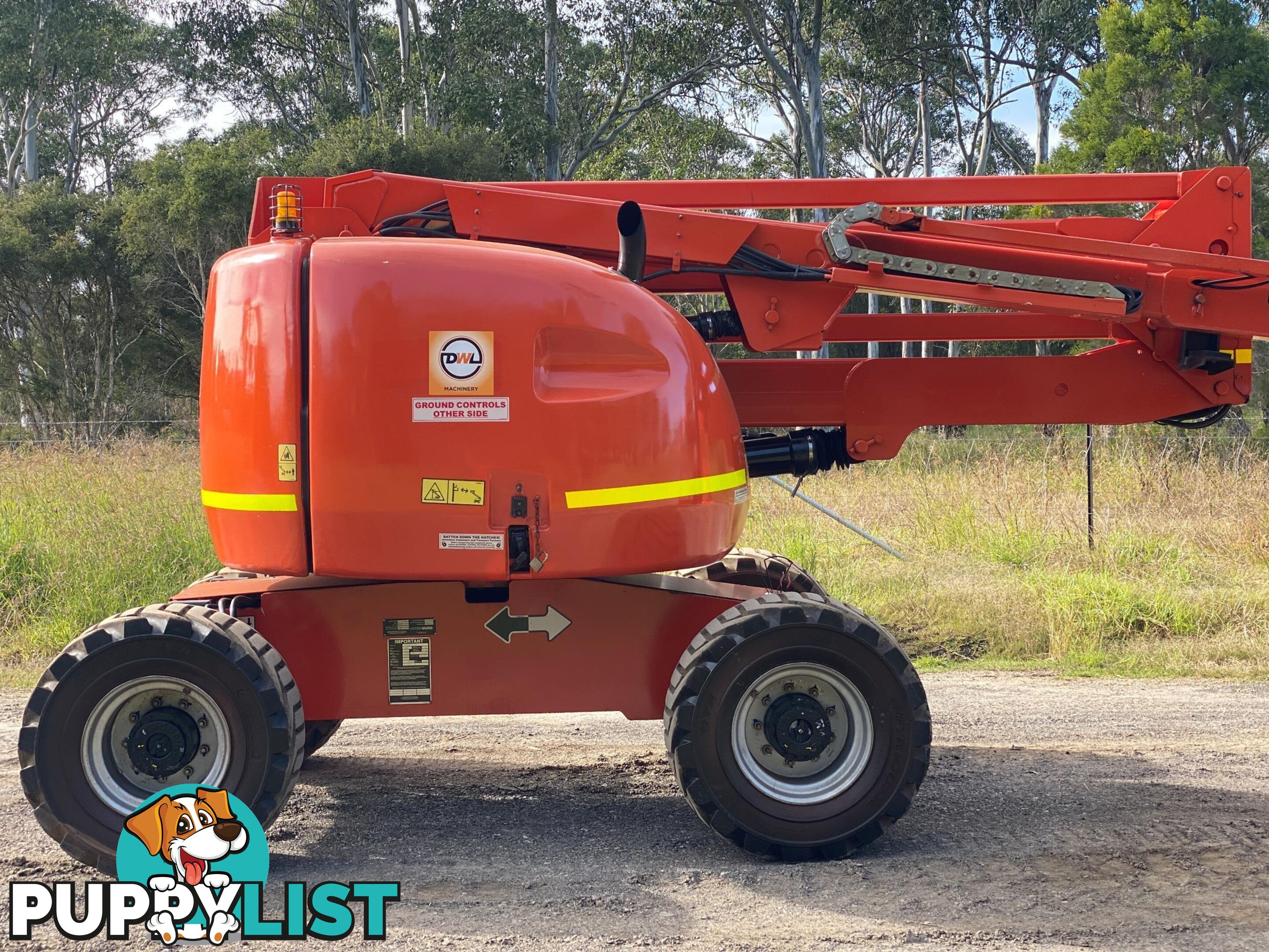 JLG 450AJ Boom Lift Access &amp; Height Safety