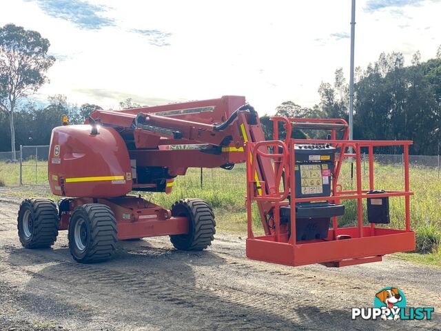 JLG 450AJ Boom Lift Access &amp; Height Safety