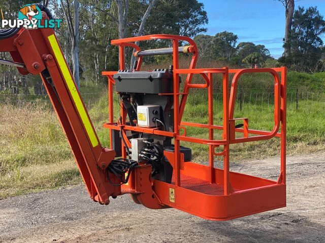 JLG 450AJ Boom Lift Access &amp; Height Safety