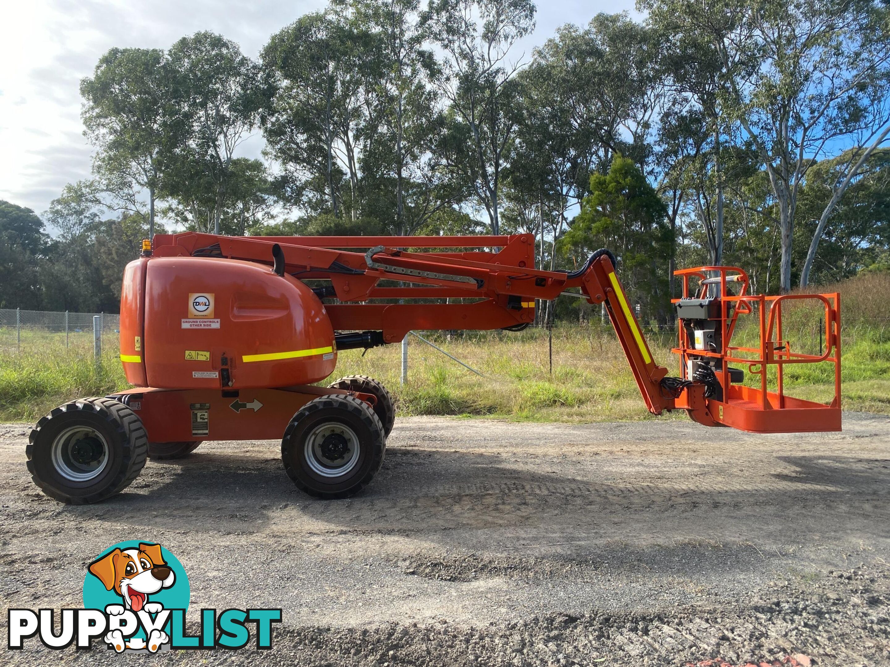 JLG 450AJ Boom Lift Access &amp; Height Safety