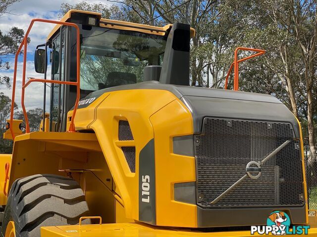 Volvo L105 Loader/Tool Carrier Loader