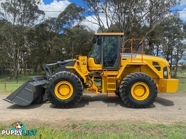 Volvo L105 Loader/Tool Carrier Loader