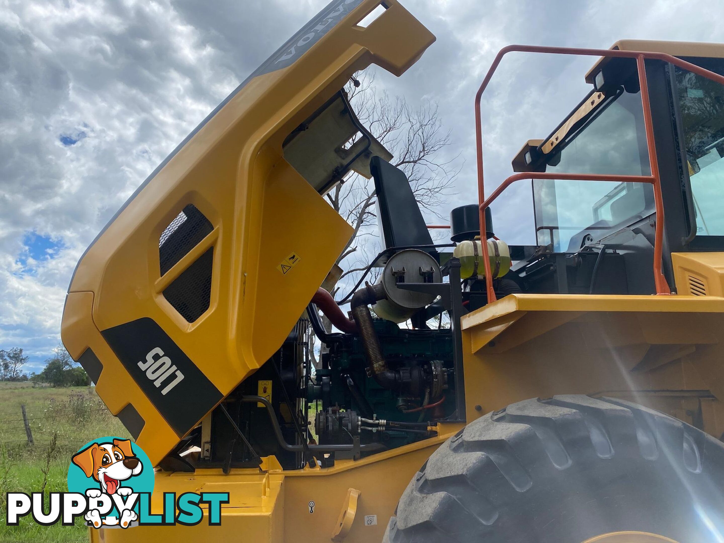 Volvo L105 Loader/Tool Carrier Loader