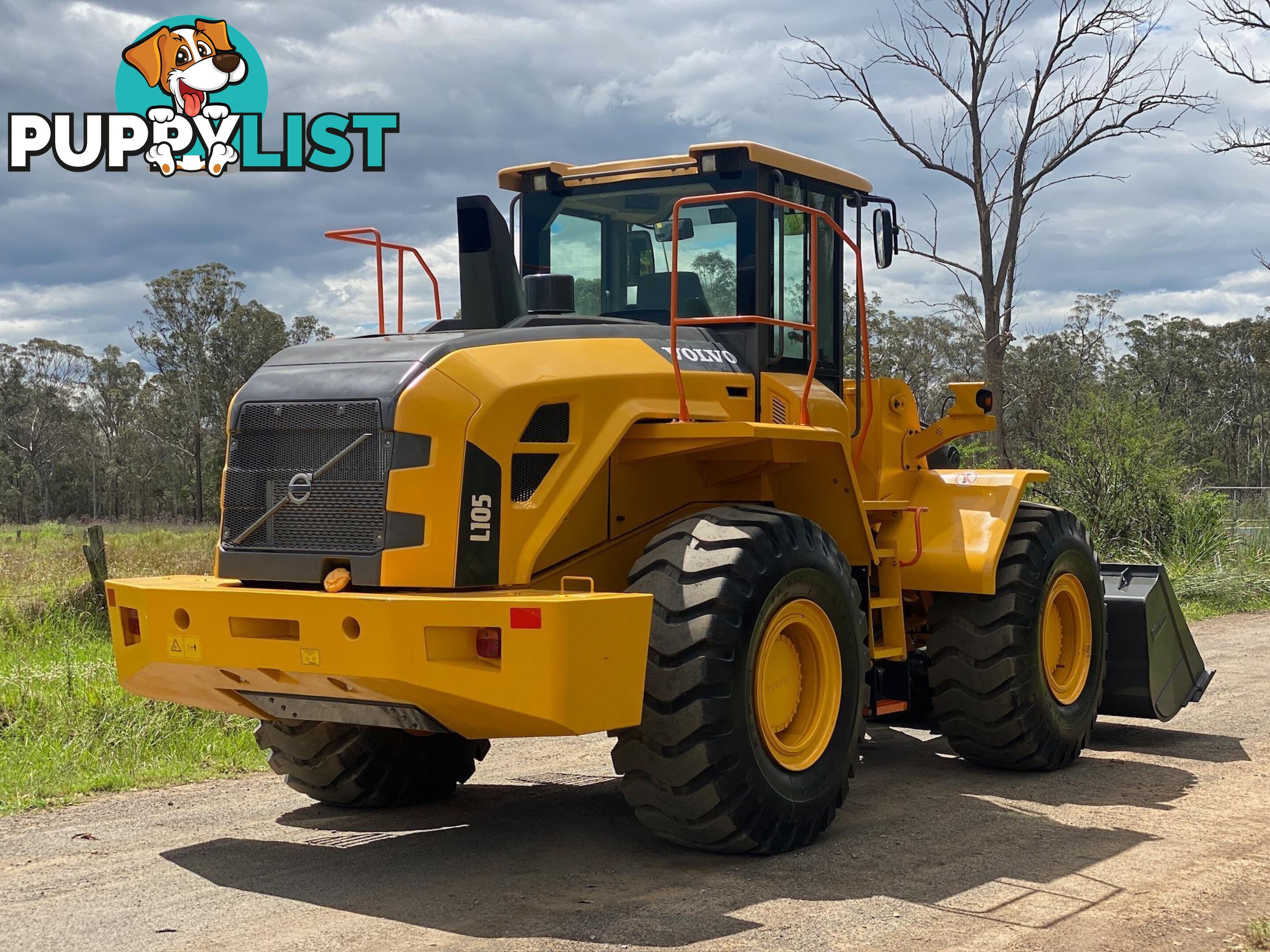 Volvo L105 Loader/Tool Carrier Loader