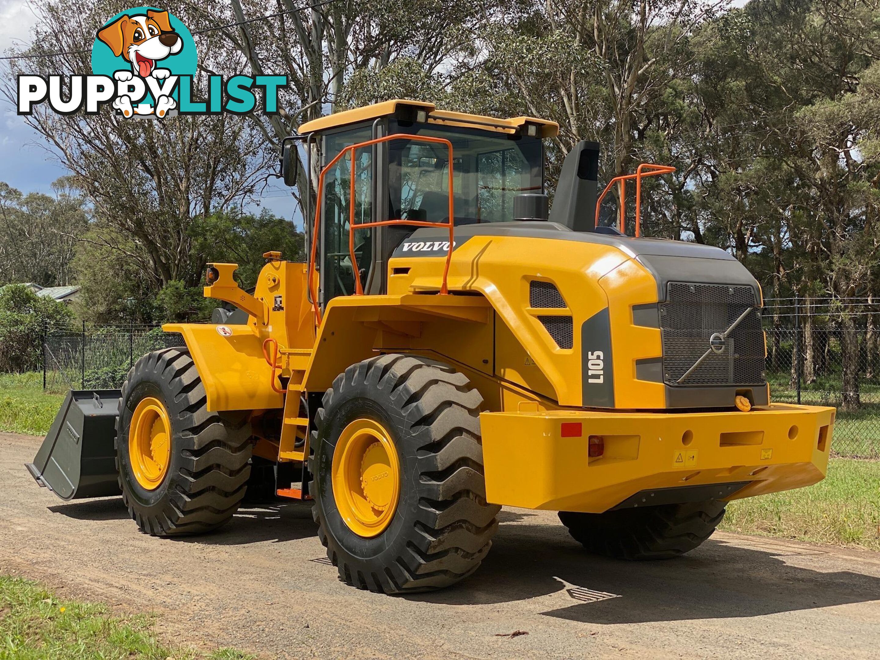 Volvo L105 Loader/Tool Carrier Loader