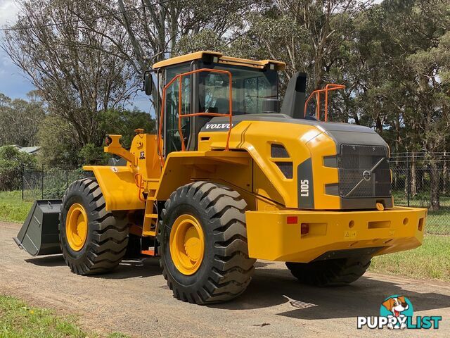 Volvo L105 Loader/Tool Carrier Loader