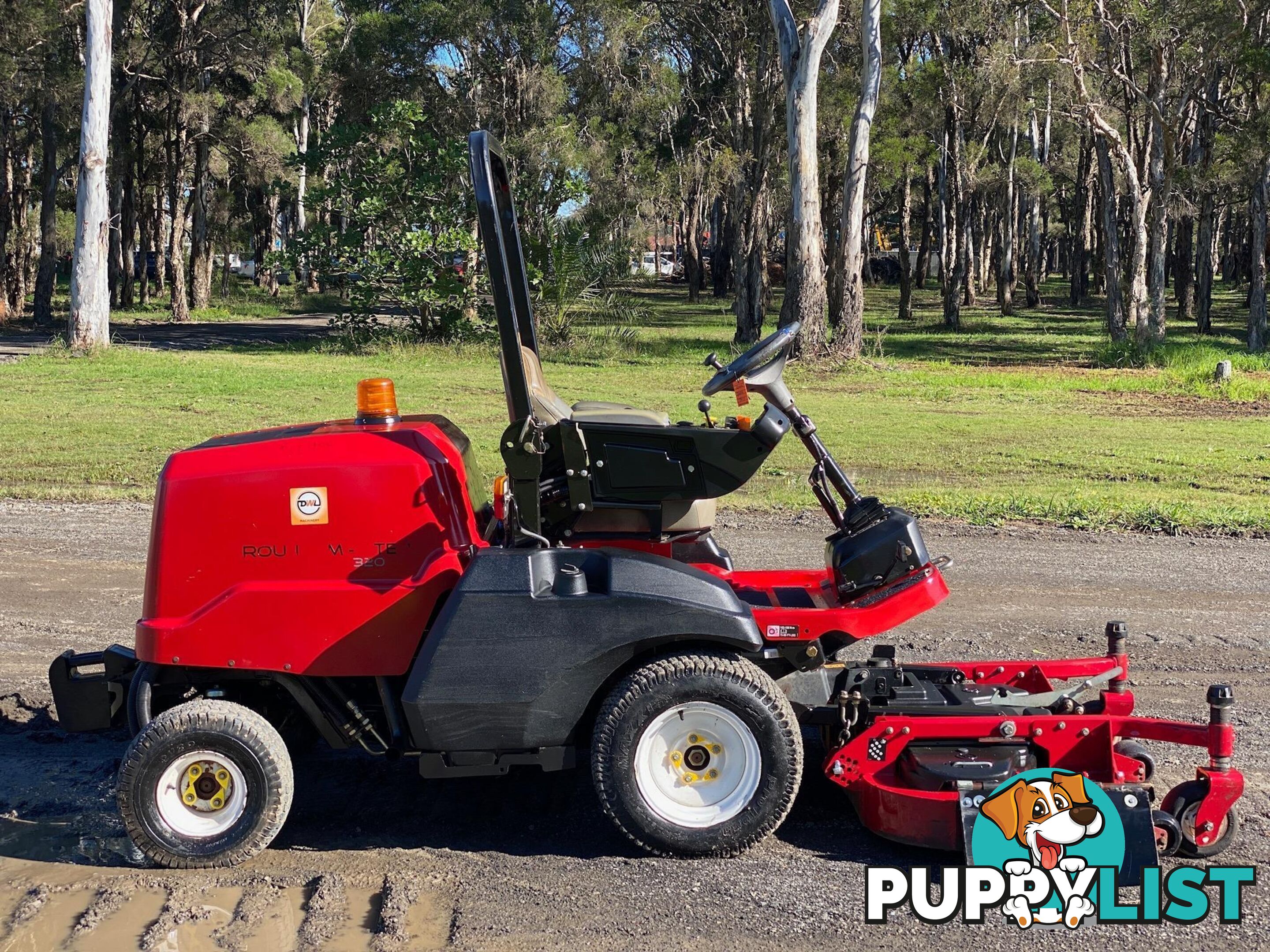 Toro 3200 Front Deck Lawn Equipment