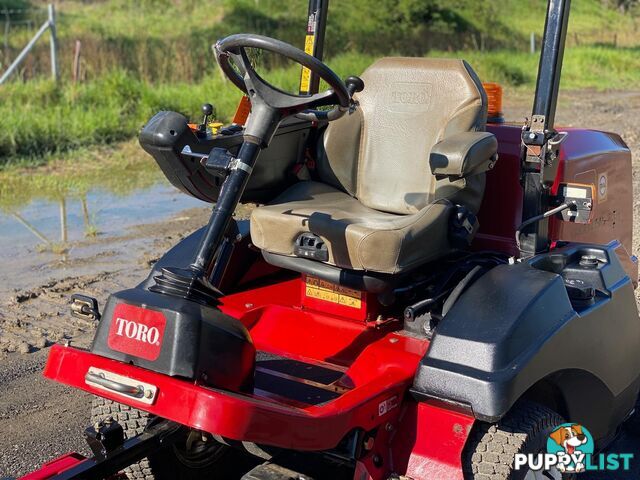 Toro 3200 Front Deck Lawn Equipment