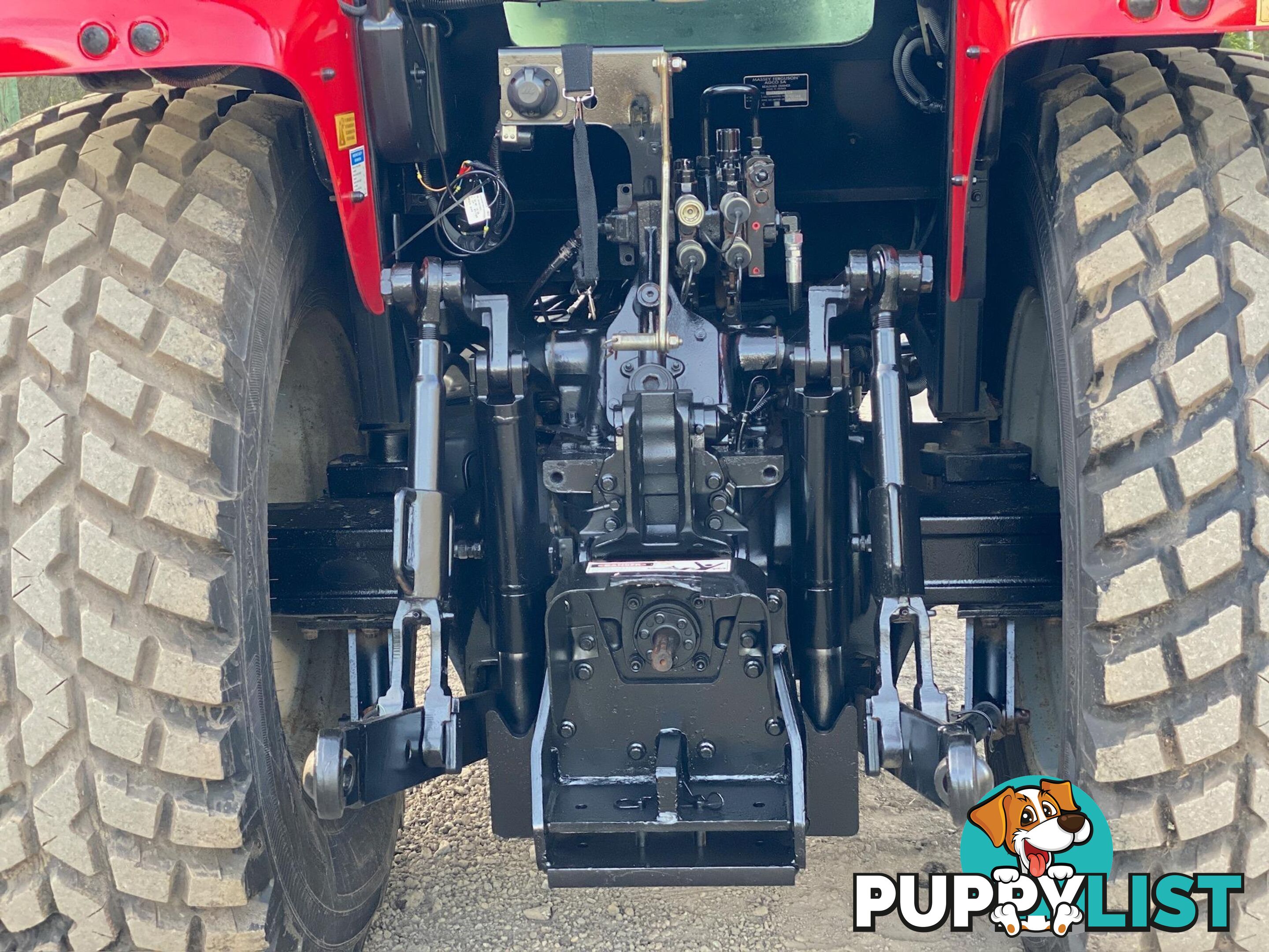 Massey Ferguson 5435 FWA/4WD Tractor