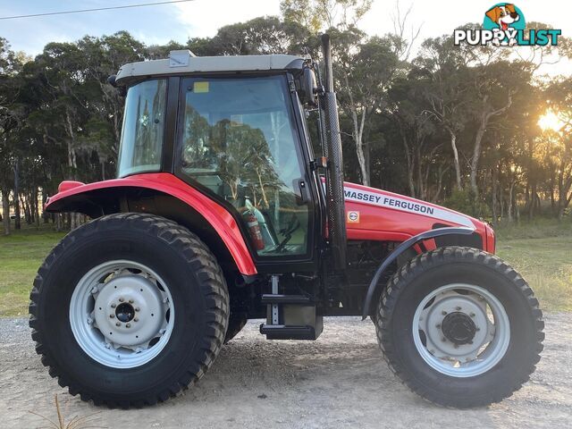 Massey Ferguson 5435 FWA/4WD Tractor