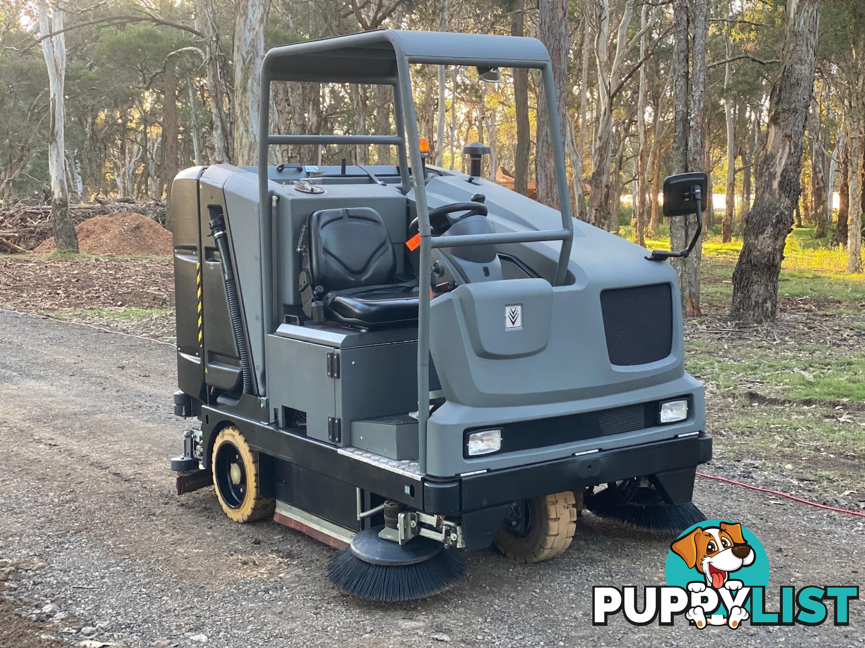 Karcher B300 Sweeper Sweeping/Cleaning