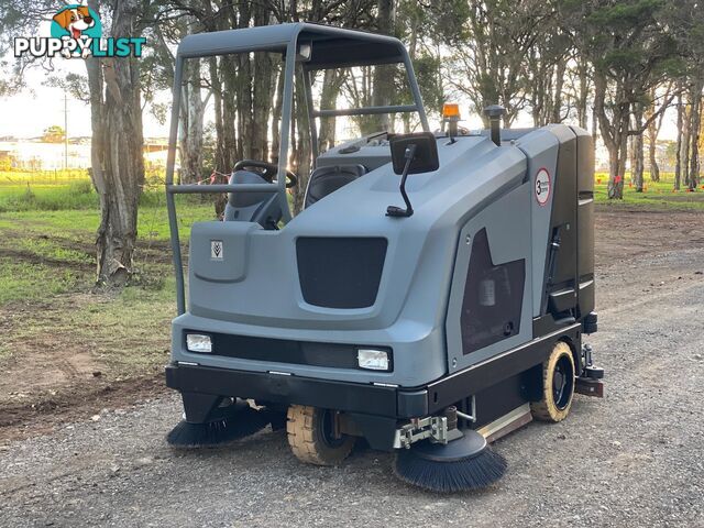 Karcher B300 Sweeper Sweeping/Cleaning