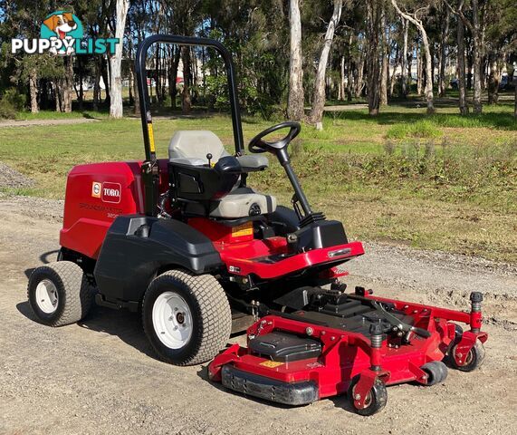 Toro 3200 Front Deck Lawn Equipment