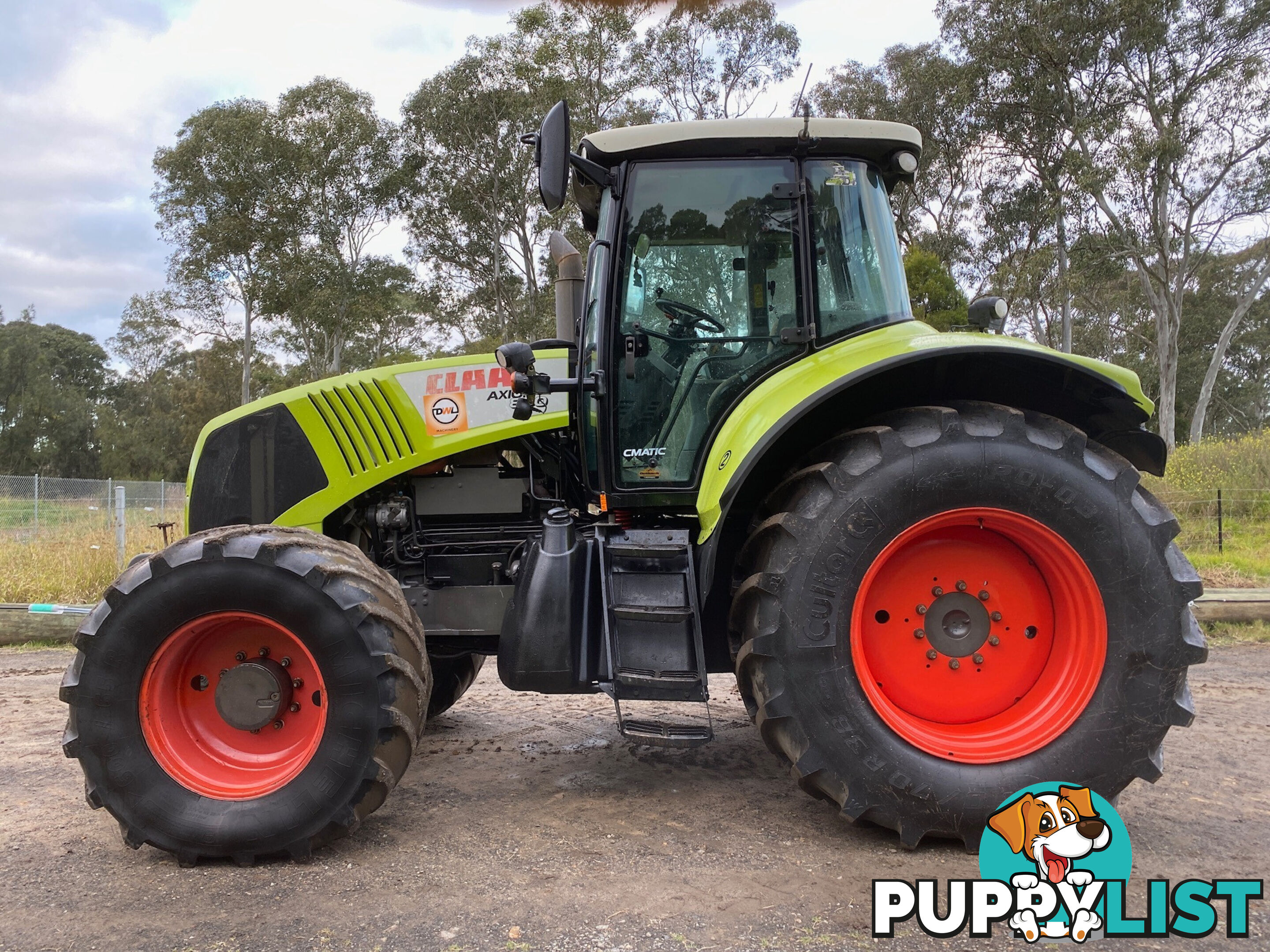 Claas Axion 840 FWA/4WD Tractor