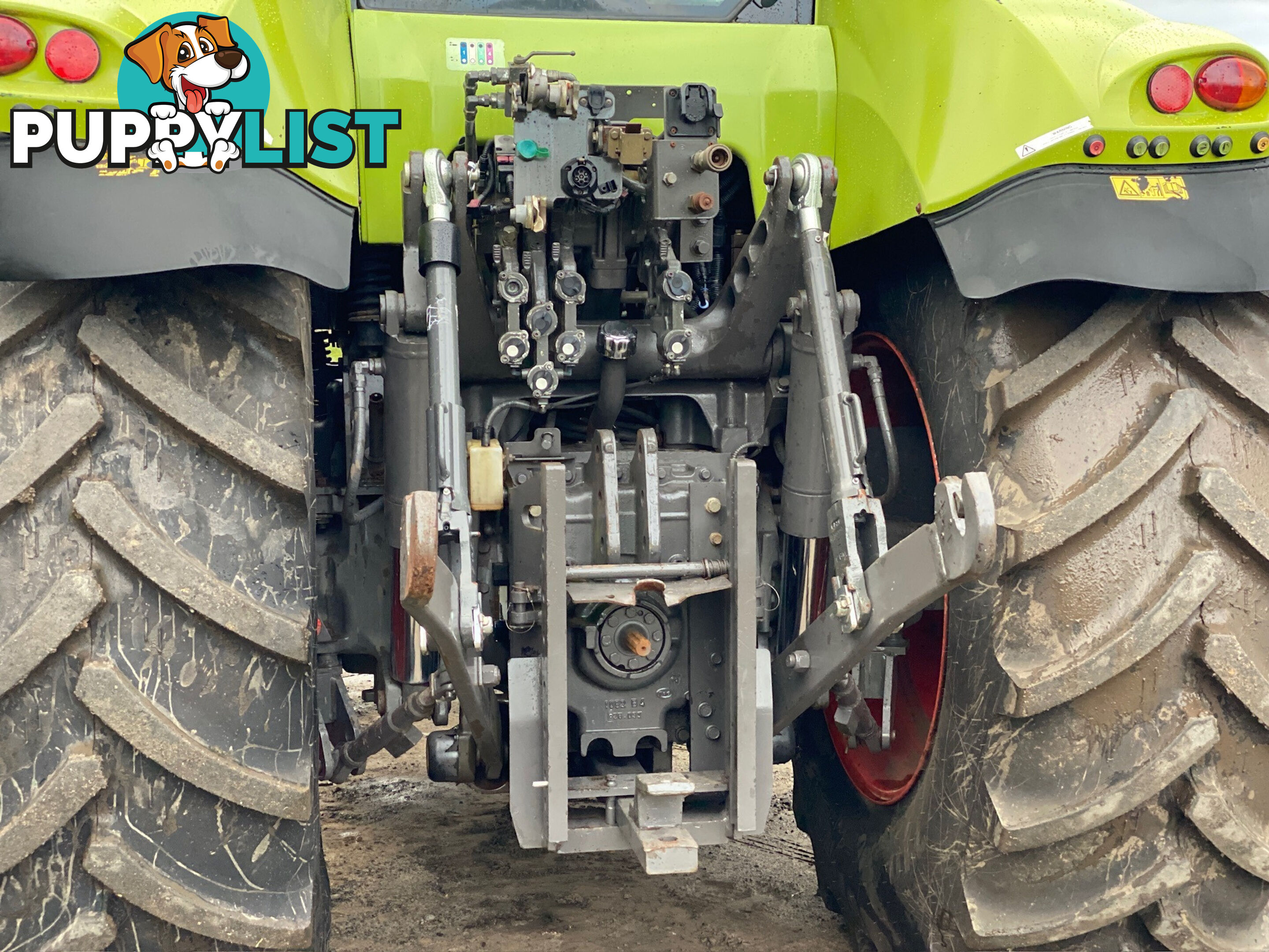 Claas Axion 840 FWA/4WD Tractor