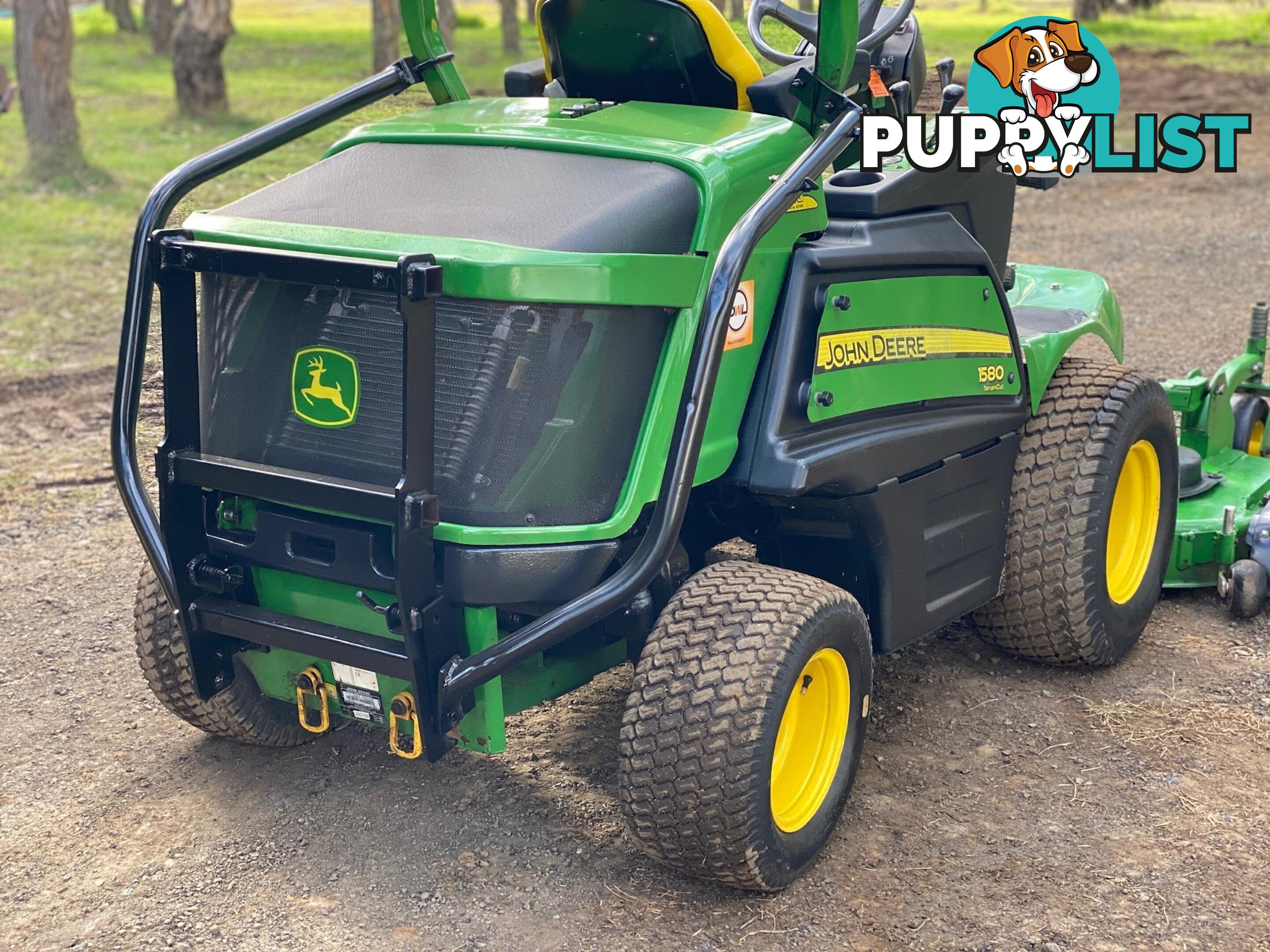 John Deere 1580 Front Deck Lawn Equipment