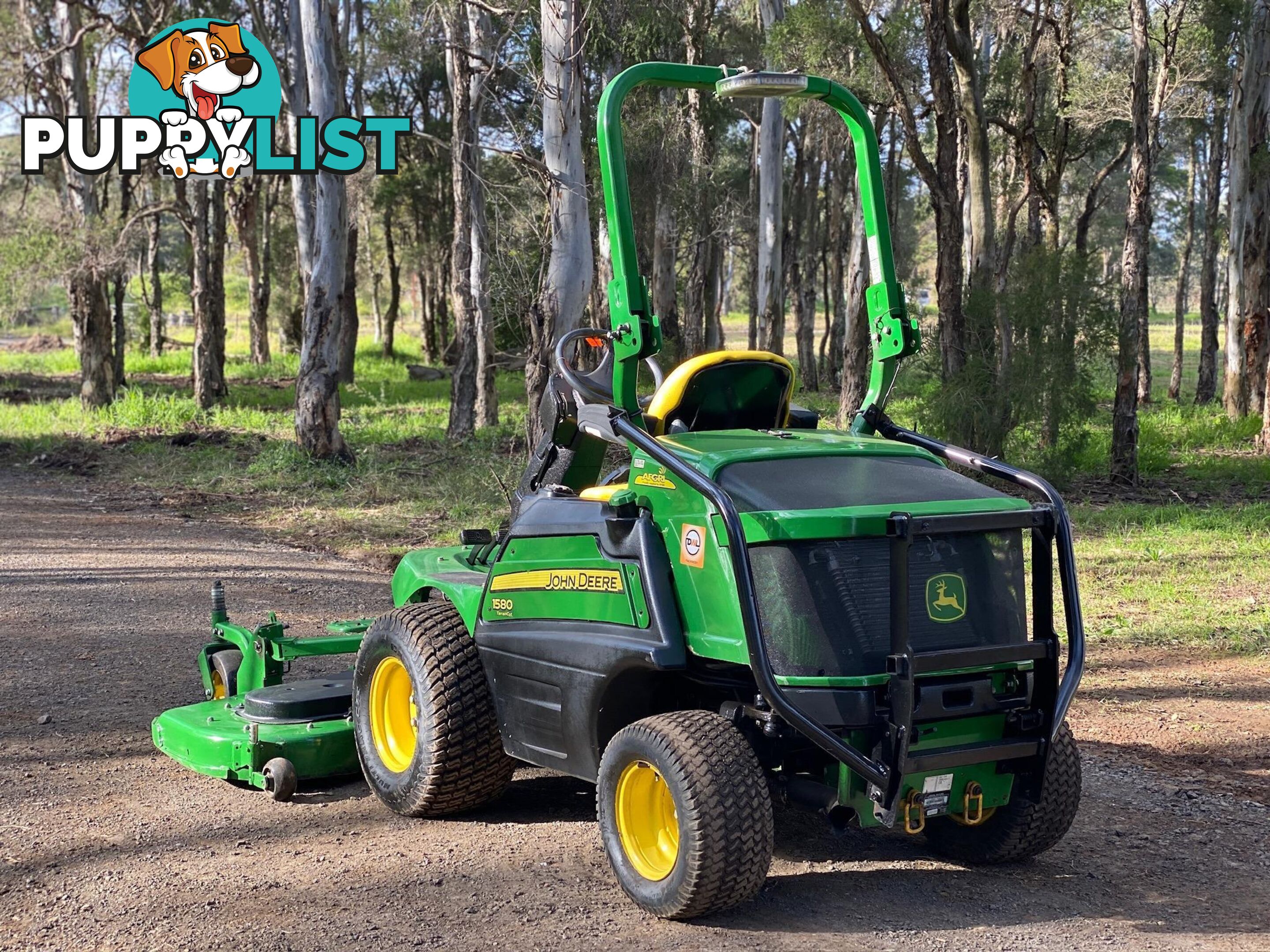 John Deere 1580 Front Deck Lawn Equipment