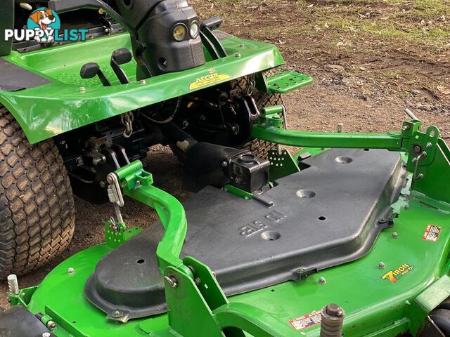 John Deere 1580 Front Deck Lawn Equipment