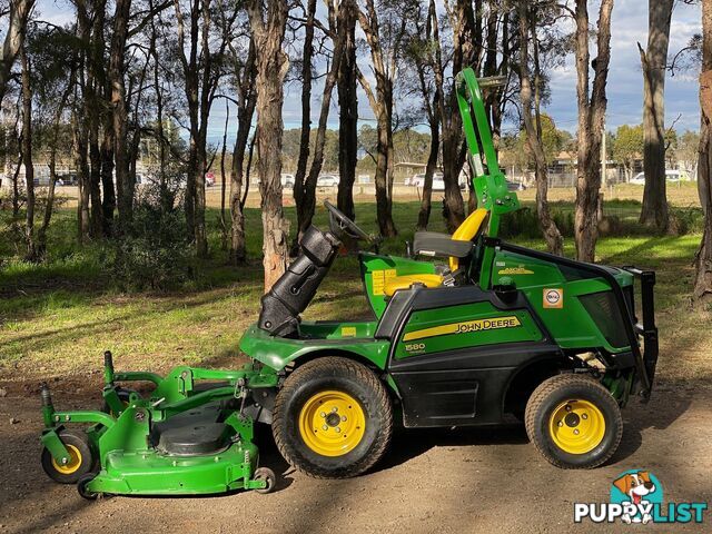 John Deere 1580 Front Deck Lawn Equipment