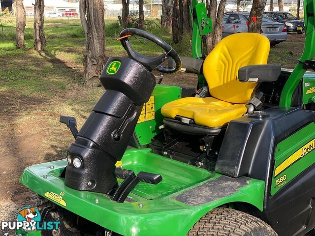 John Deere 1580 Front Deck Lawn Equipment