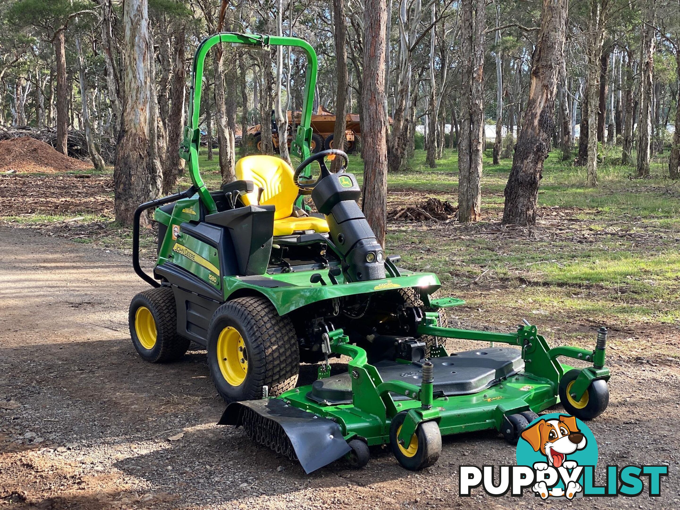 John Deere 1580 Front Deck Lawn Equipment