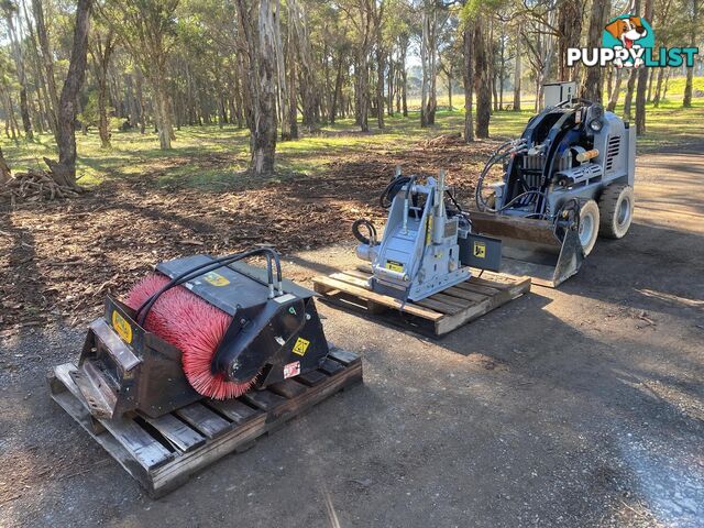 Kanga KANGA SCHIBECI 827D Skid Steer Loader