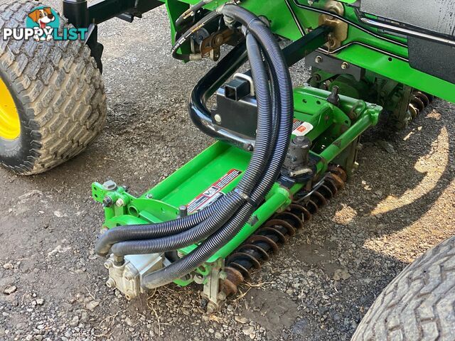 John Deere 8700  Golf Fairway mower Lawn Equipment