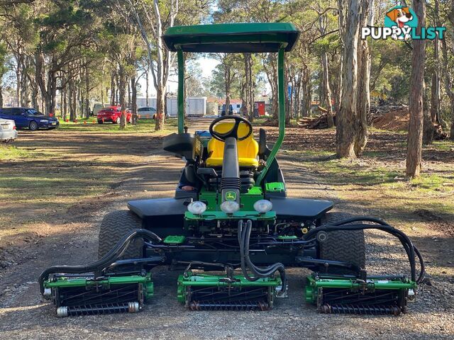 John Deere 8700  Golf Fairway mower Lawn Equipment