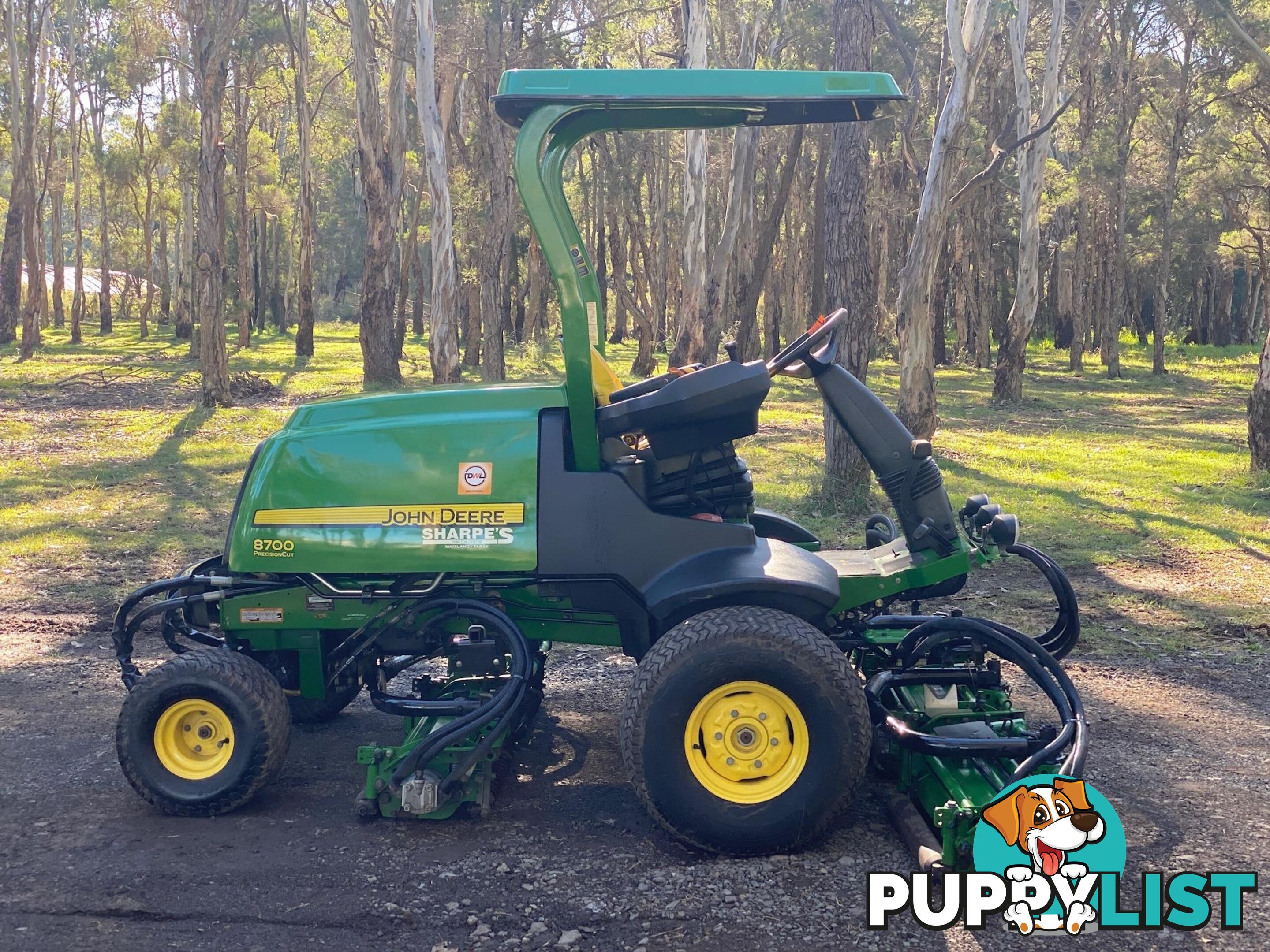 John Deere 8700  Golf Fairway mower Lawn Equipment