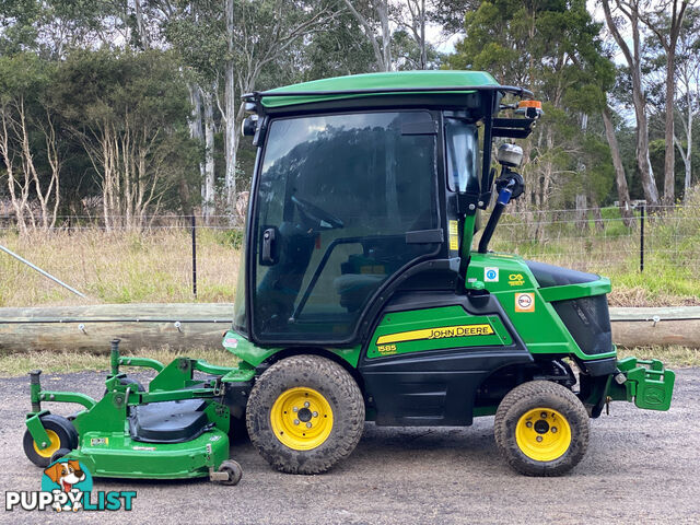 John Deere 1585 Front Deck Lawn Equipment