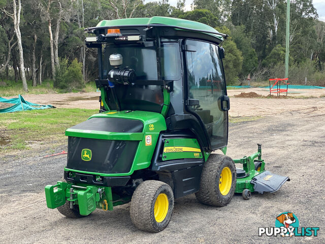 John Deere 1585 Front Deck Lawn Equipment