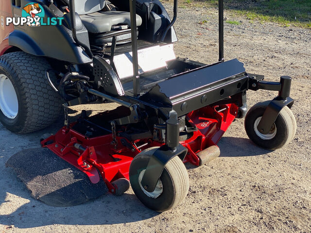 Toro Groundsmaster 7210 Zero Turn Lawn Equipment