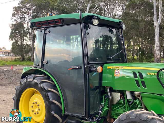 John Deere 5100 FWA/4WD Tractor