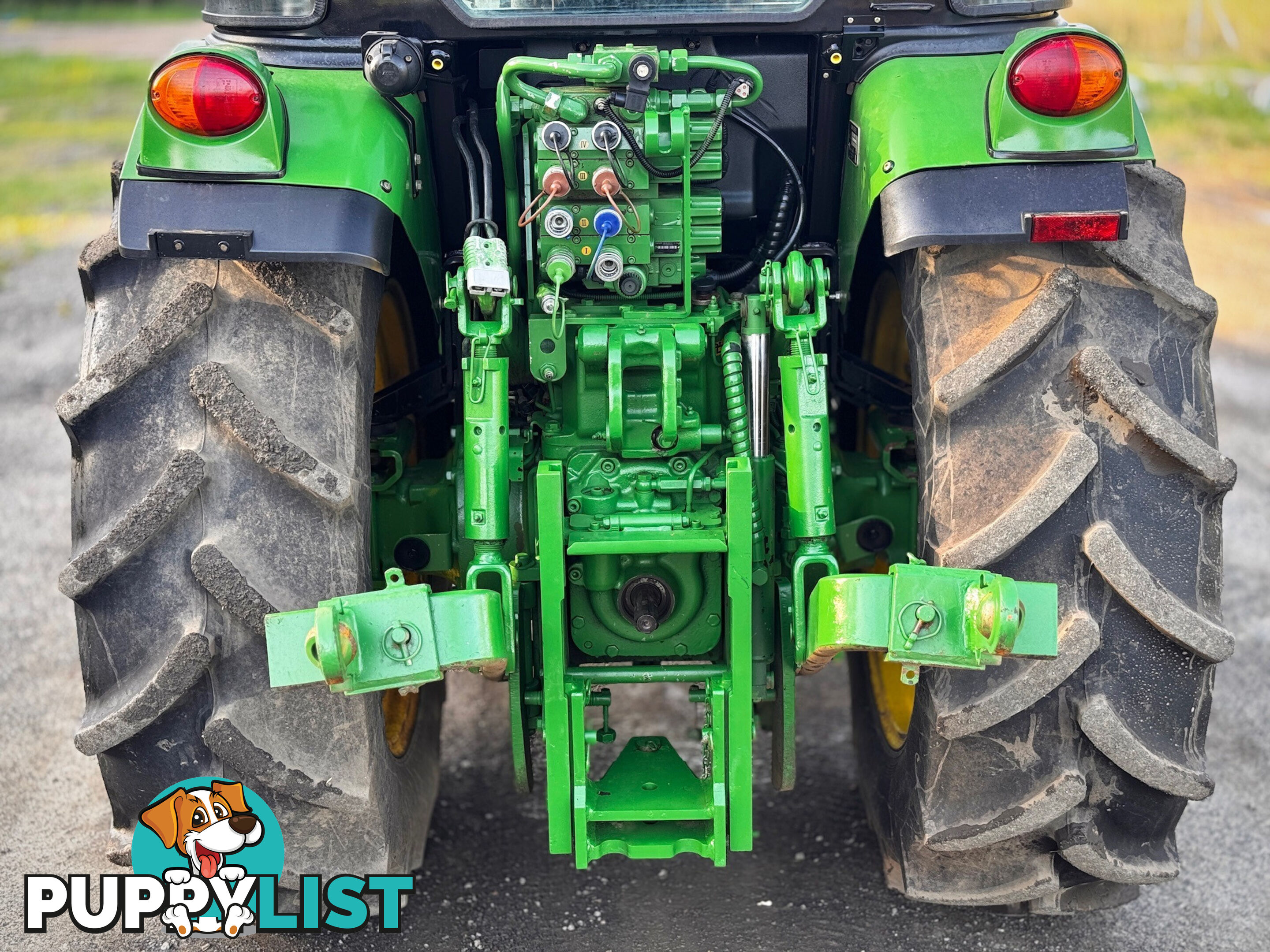 John Deere 5100 FWA/4WD Tractor