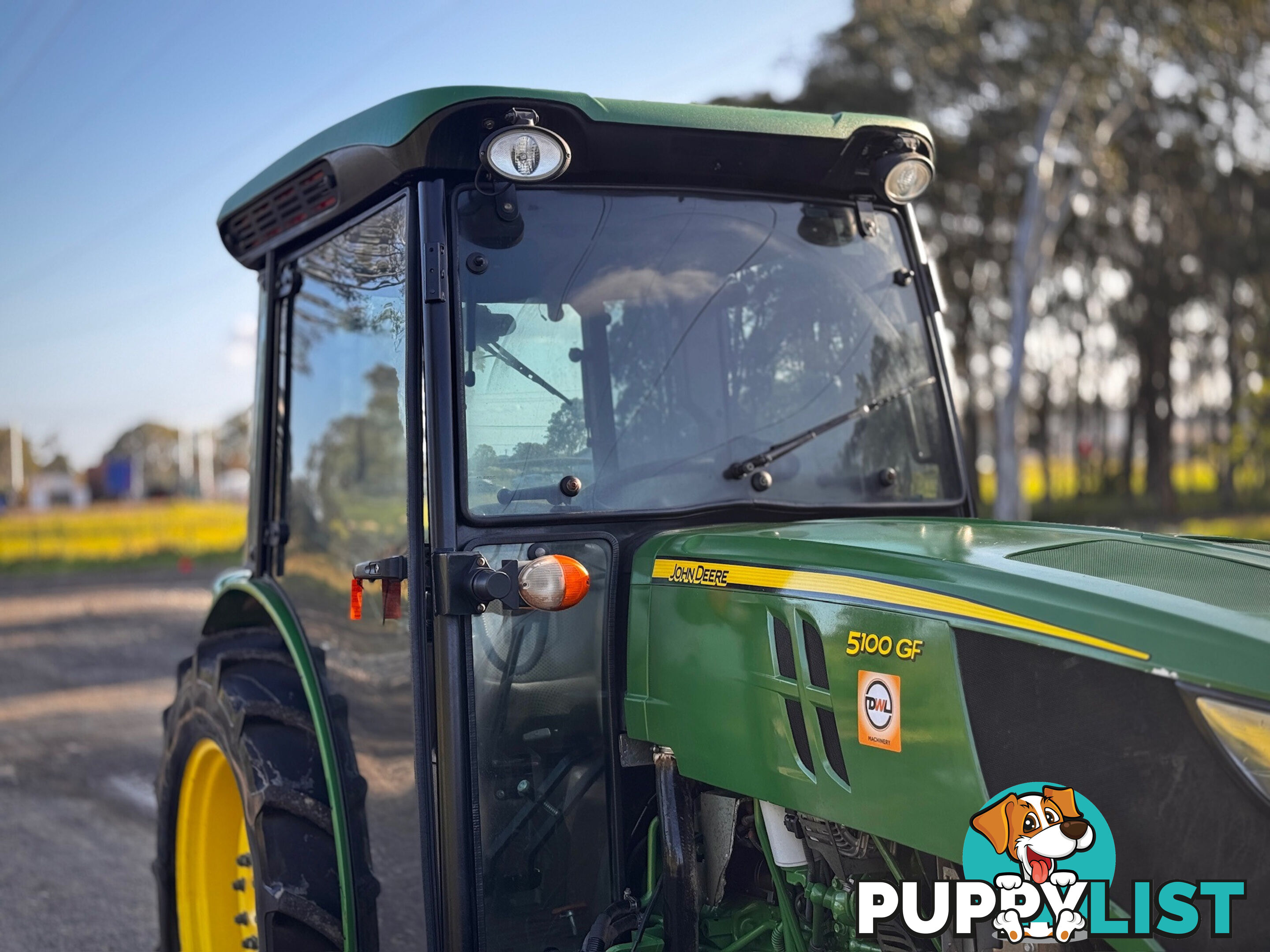 John Deere 5100 FWA/4WD Tractor