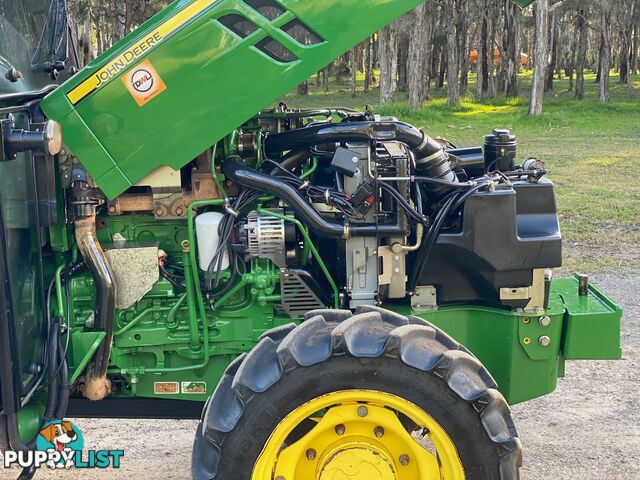 John Deere 5100 FWA/4WD Tractor