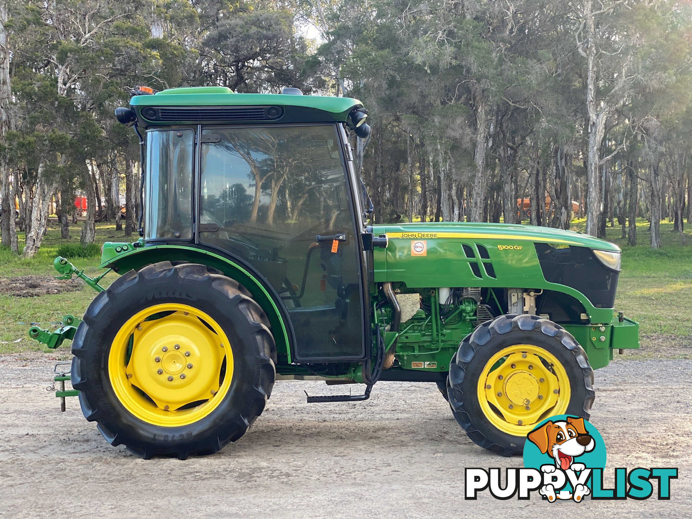 John Deere 5100 FWA/4WD Tractor