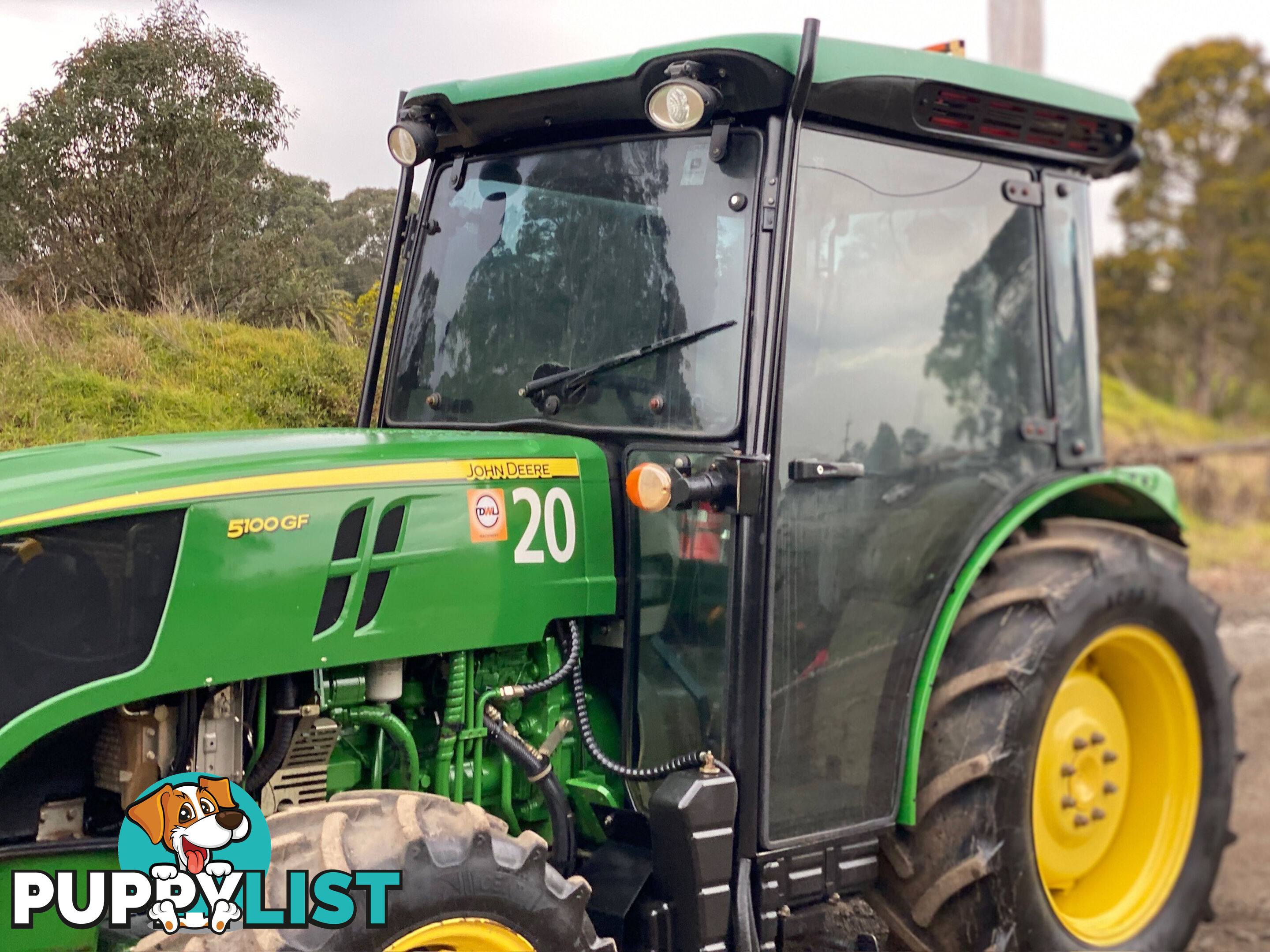 John Deere 5100 FWA/4WD Tractor