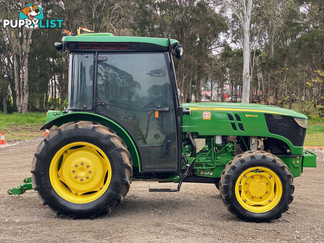 John Deere 5100 FWA/4WD Tractor