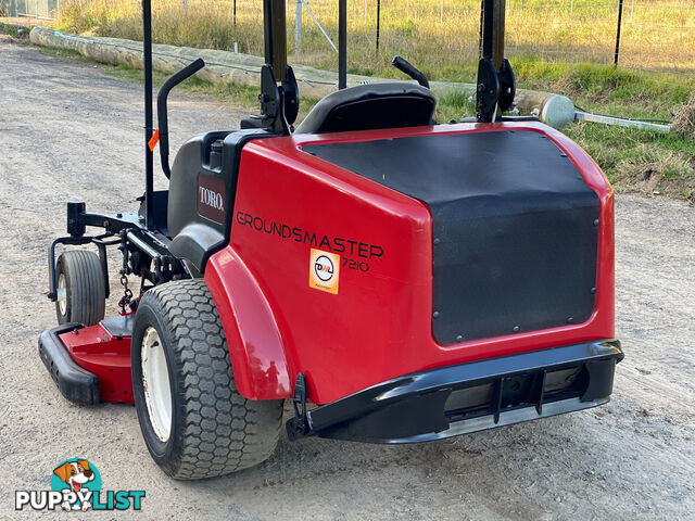 Toro Groundsmaster 7210 Zero Turn Lawn Equipment